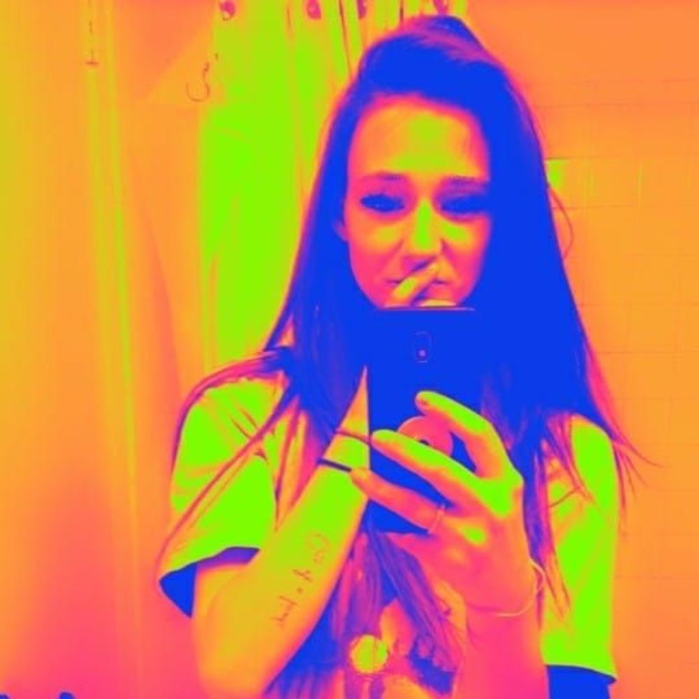 Meet your Posher, Madison